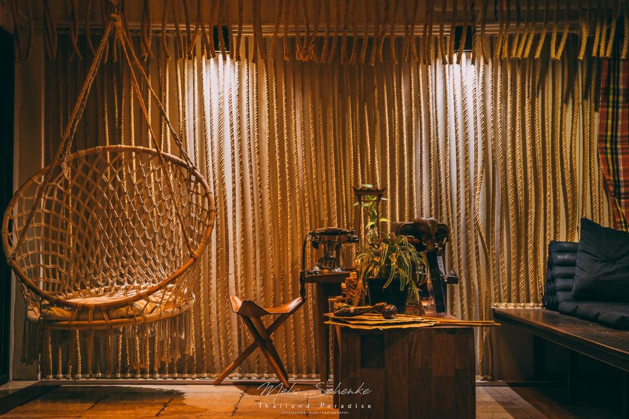 Hostel Chingcha Bangkok Exterior foto